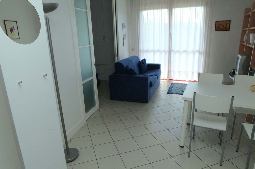 Venice Aparthotel 3*